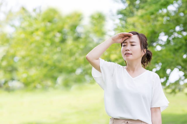 熱中症対策に効果的な食べ物や予防方法を解説。原因やメカニズムを知っておこう